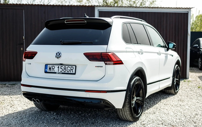 Volkswagen Tiguan cena 124900 przebieg: 200000, rok produkcji 2020 z Gostynin małe 781